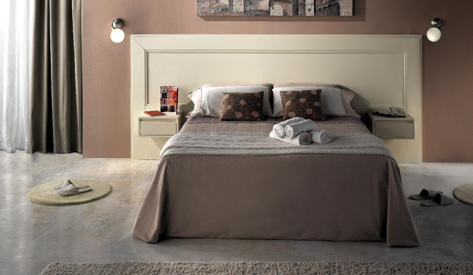 Diseño moderno de muebles de lujo, set de 4 piezas para equipamiento de hotel, 2 camas + mesita de noche.