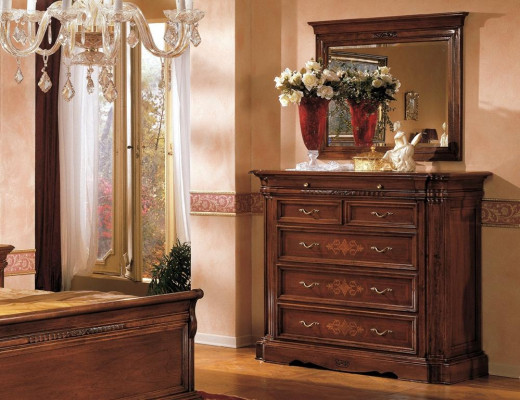 Cómoda de madera maciza con espejo, mueble auxiliar, conjunto de cómodas. Muebles italianos de 2 piezas.