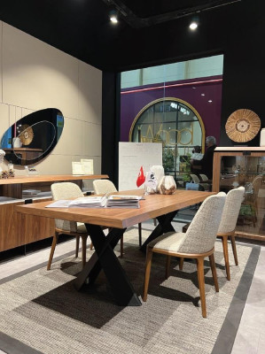 Silla de comedor de lujo, sillas de diseño en madera, silla de madera, muebles de estilo moderno.