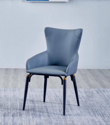 Silla de comedor azul tapizada, sillón moderno de diseñador de cuero de una plaza.