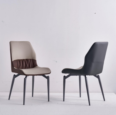 Sillas de comedor sin brazos de una plaza de color beige. Muebles de cocina.