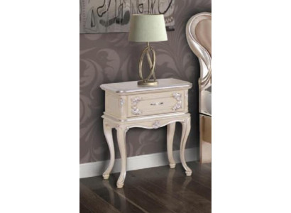Mesita de noche, mesita auxiliar, muebles, decoración italiana, mesa de madera clásica.