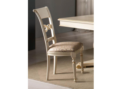 Sillas clásicas Silla de diseñador de silla de madera Silla de comedor de lujo de madera Nuevos muebles