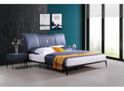 Cama acolchada de diseño de lujo para hoteles doble. Dormitorio matrimonial de cuero.