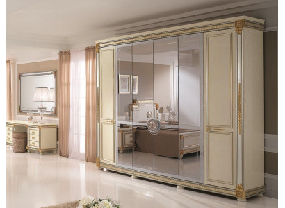 Armario de dormitorio de madera de estilo moderno con armarios de lujo clásicos.