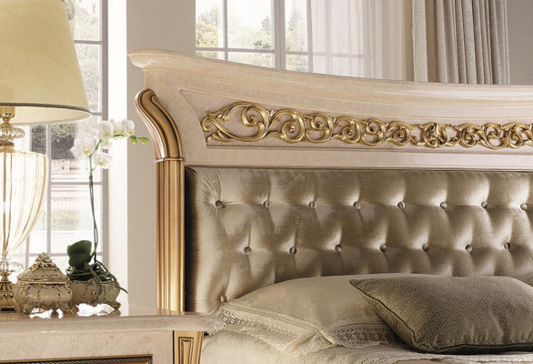 Cama 2x Mesa de noche Diseño de dormitorio clásico 3 piezas Conjunto de lujo de muebles