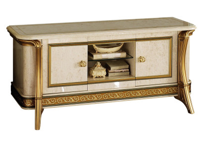 Cómoda clásica de estilo antiguo de madera estilo italiano