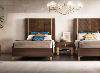 2x Cama + mesita de noche 3 piezas. Conjunto de dormitorio de lujo diseñado por diseñador.