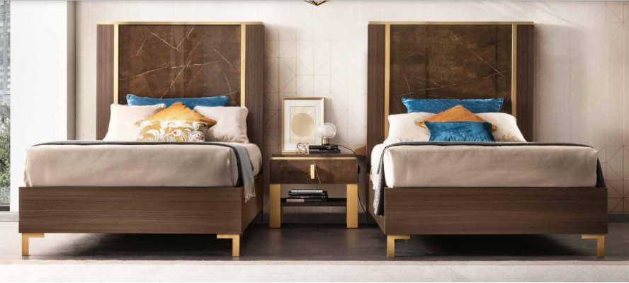 2x Cama + mesita de noche 3 piezas. Conjunto de dormitorio de lujo diseñado por diseñador.