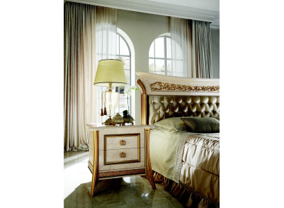 Mesita de noche Consola de noche Mueble Habitación Muebles clásicos Clásico Barroco