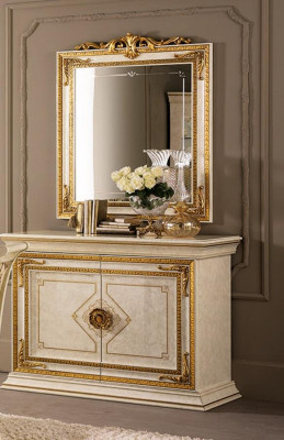 Estilo barroco antiguo Cómoda Aparador en el salón dormitorio Librería Aparador