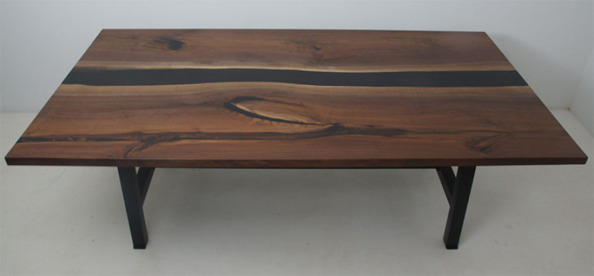 Mesa de comedor de resina epoxi de madera real, muebles macizos de mesa de epoxy nuevo.