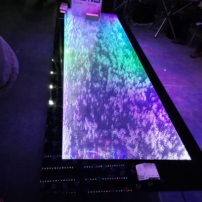 Mostrador de bar de LED, pared de agua, barra, mostrador, estante, muebles, mesa de bar iluminada.