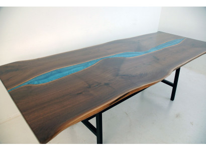 Mesa de la cascada de madera real, mesas de epoxi, mesa de resina de madera maciza con resina epoxi.