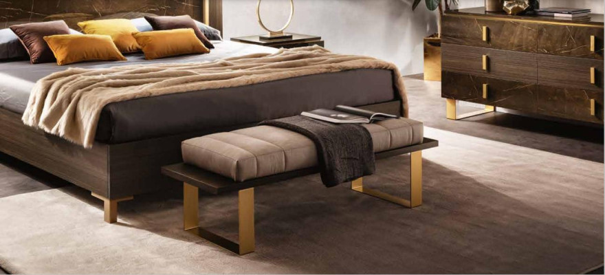Taburete para pies Banco auxiliar Diseñador Italia Muebles de dormitorio de 140 cm