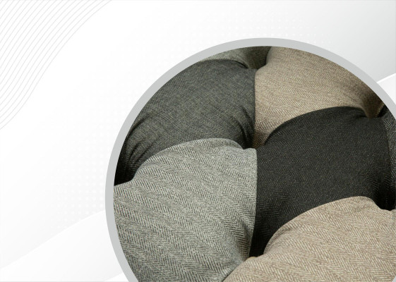 Chesterfield Sofá de 3 plazas multicolor tresiliat de tapicería textil.