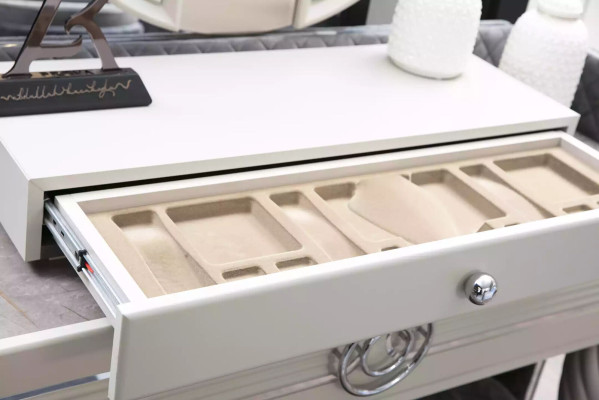 Dormitorio tocador con espejo de lujo nueva consola diseño moderno.