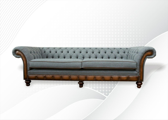Gran sofá XXL de 4 plazas Chesterfield, juego de tapizado de cuero y textil gris.