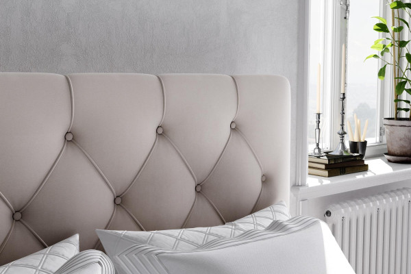 Cama box spring de hotel doble de cuero de lujo con función de caja de almacenamiento tapizada. Nueva.