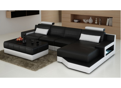 Elegante sofá de esquina negro diseñado en forma de L para espacios de estar elegantes.