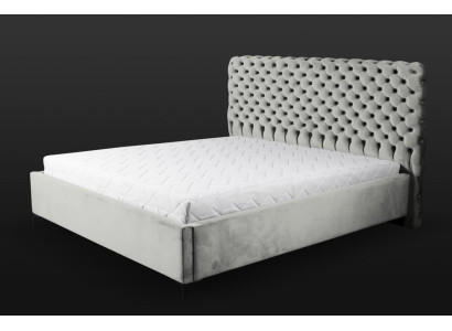 Cama Chesterfield gris. Diseño clásico de muebles de dormitorio. Tela elegante.