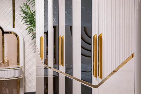 Armario Armarios Diseño de armario Madera Beige Dorado Moderno Muebles 270cm