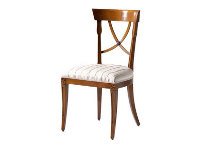 Silla de diseñador Silla de comedor de madera de lujo, silla de madera nueva, muebles clásicos.