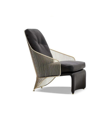 Sillón de diseño para la sala de estar. Asiento individual negro, mueble acolchado estilo lounge.