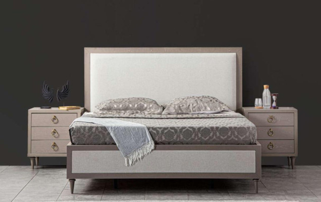 Set de dormitorio cama 2 mesitas de noche camas estilo italiano de 5 piezas. Nuevo