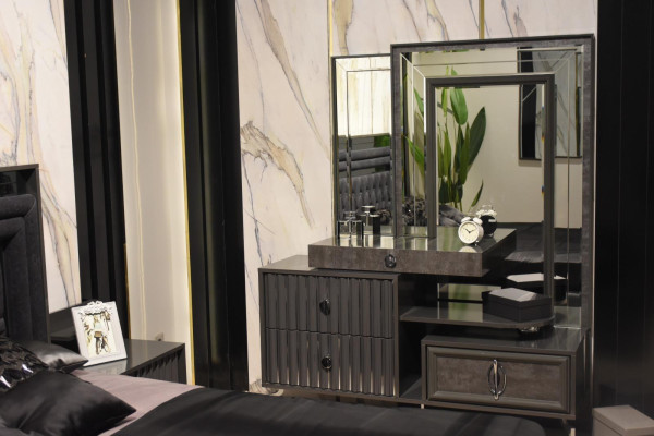 Negra tocador de maquillaje de lujo, consola de madera de diseñador, muebles de dormitorio.