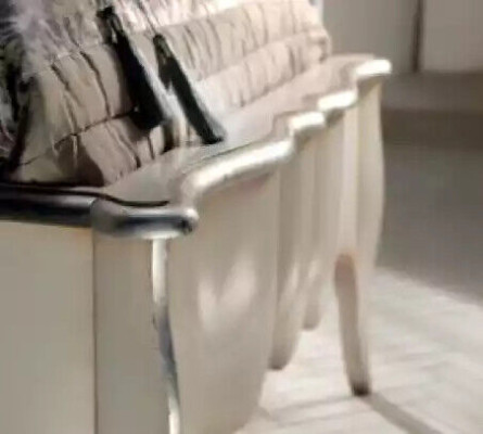 Cama mesita de noche cómoda 3 piezas. Conjunto de dormitorio de diseño de muebles de lujo nuevo.
