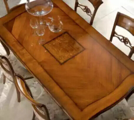 Juego de comedor mesa de comedor 4 sillas Set Clásico grupo de comedor de 5 piezas. Mesas