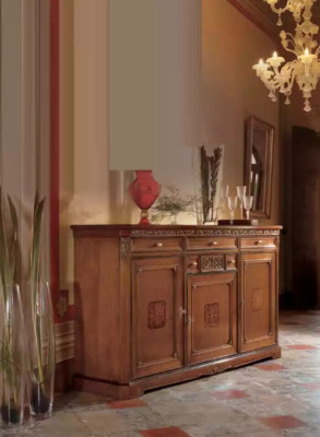 Clásico armario Muebles de madera maciza Credenza Diseño de interiores italiano