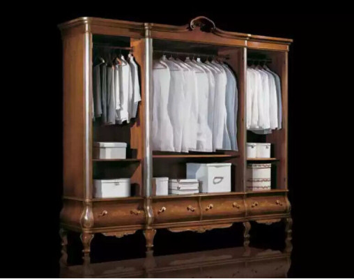 Armario marrón de cuatro puertas, muebles clásicos de dormitorio de madera