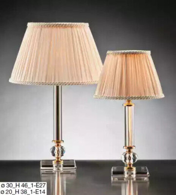 Lámpara de mesa estilo antiguo con cristales, lámpara de mesa, lámpara de cristal, lámpara de pie