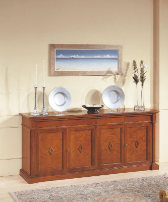 Muebles de lujo italiano de armario, cómoda y estantería de madera.