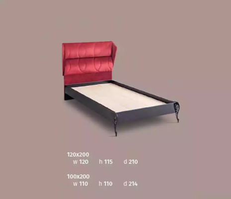 Dormitorio infantil rojo y negro. Conjunto clásico completo con armario y cama.