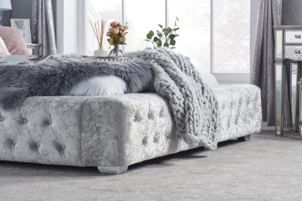 Cama Chesterfield gris con cabecero alto cama doble de diseño