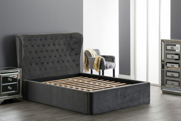 Cama de diseño Chesterfield 180x200cm en gris, camas de dormitorio de hotel de lujo tapizadas.