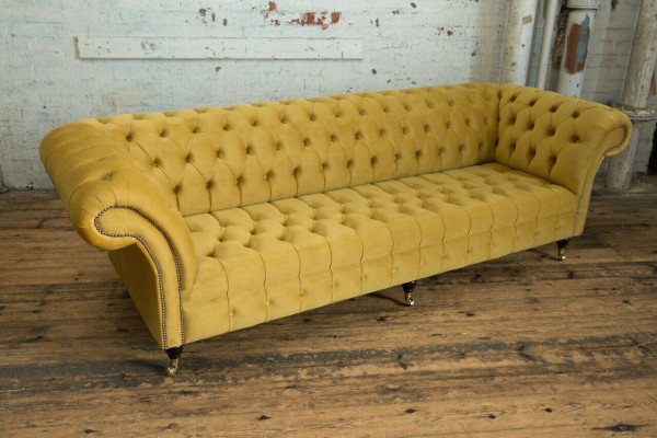 Sofá Sofá Tapizado Chesterfield Textil Sofás Diseño Lujo Sofás de tela de 4 plazas Amarillo.
