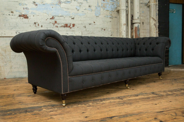 Sofá Chesterfield de tela y cuero negro con cojín grande xxl de 265cm