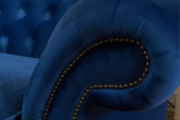 Sofá Chesterfield clásico de 4 plazas en terciopelo azul de cuero diseño tapizado