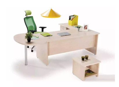 Moderno conjunto de muebles de oficina con escritorio de esquina y cómoda: la eficiencia se une al estilo.