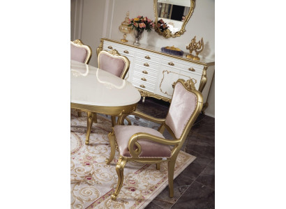 Silla de comedor con brazos de silla de madera de diseño.