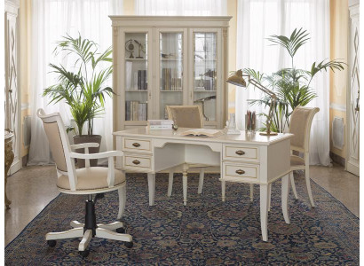 Silla de oficina de cuero giratoria nueva