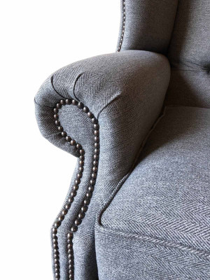 Sillón orejero de tela gris para salón de poliéster de una plaza, moderno y nuevo.