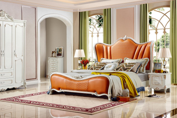 Juego de dormitorio clásico con sofá cama y cama. Muebles elegantes de 3 piezas.