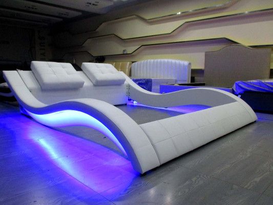 Diseño de cama de lujo Camas digitales con LED Muebles de dormitorio en cuero Doble