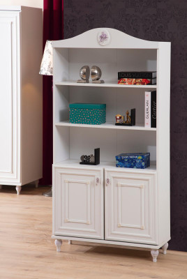 Diseño de estantería librero blanco para habitación juvenil.