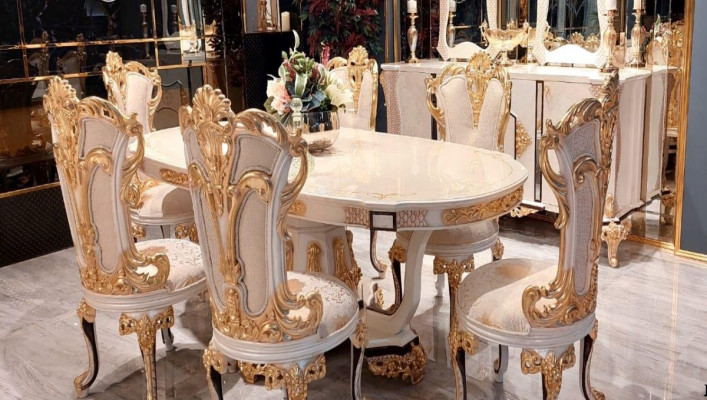 Grupo de 6 sillas de comedor de madera de lujo.